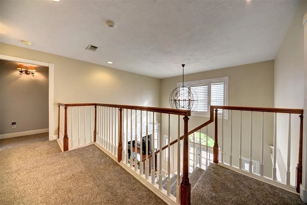 Photo of 3101 Creekside Drive
