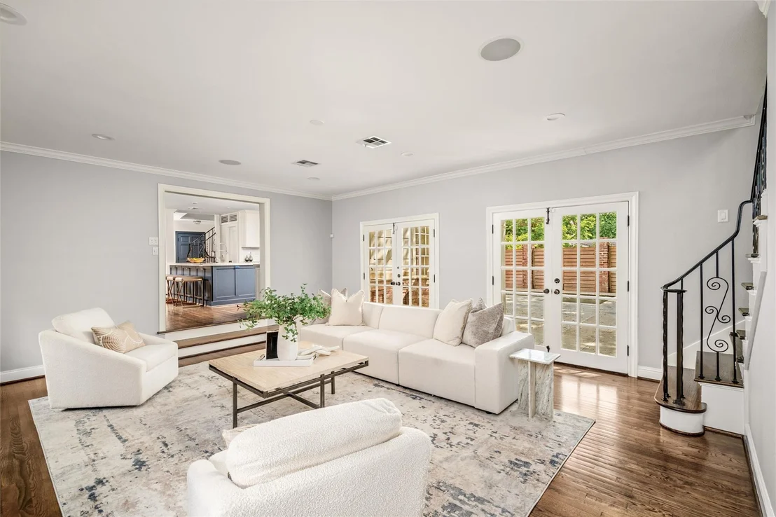 Photo of 3105 Locke Lane