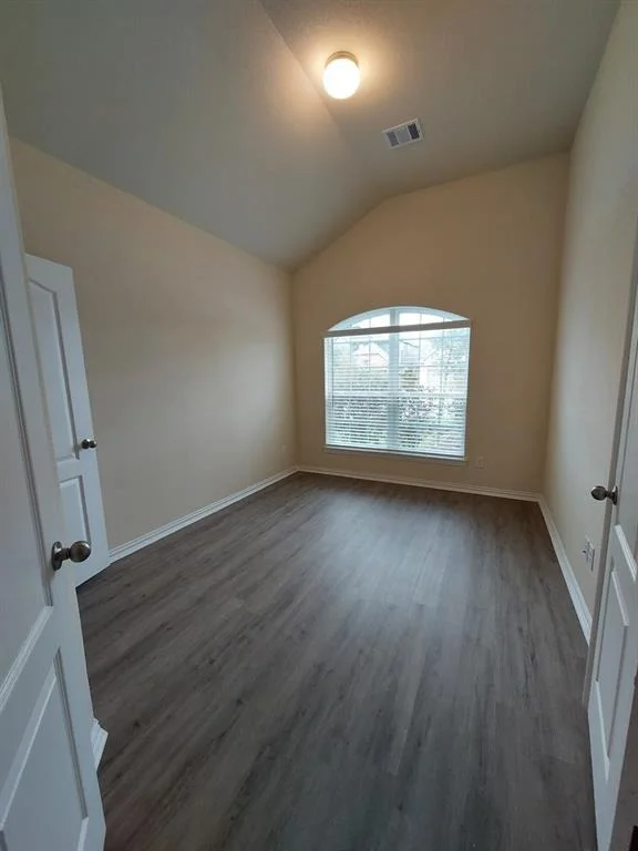 Photo of 15410 Kinord Run Drive