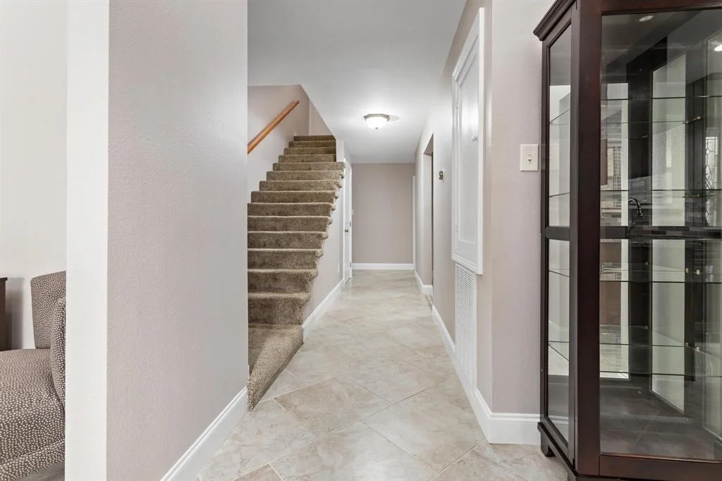 Photo of 7924 Golfhill Drive