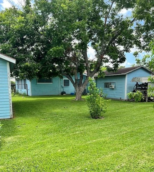 Photo of 121 Lee Drive