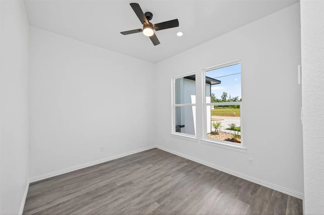 Photo of 1014 Exotic Pine Drive