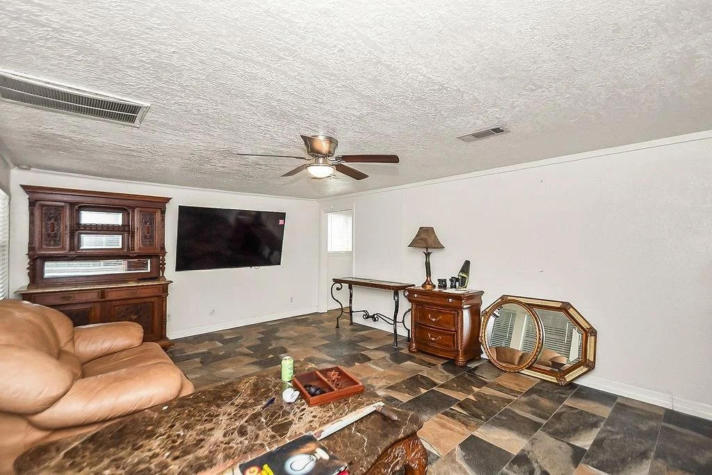 Photo of 4415 W Bayshore Drive