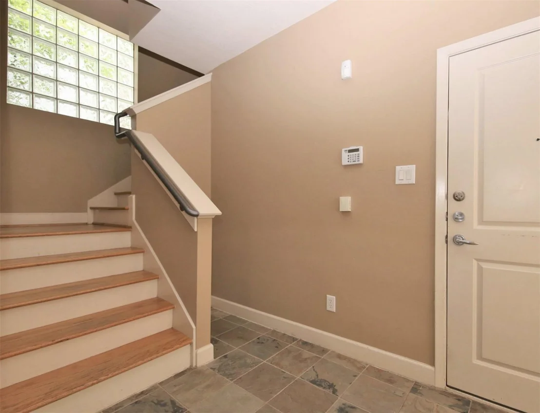 Photo of 723 Reinerman
