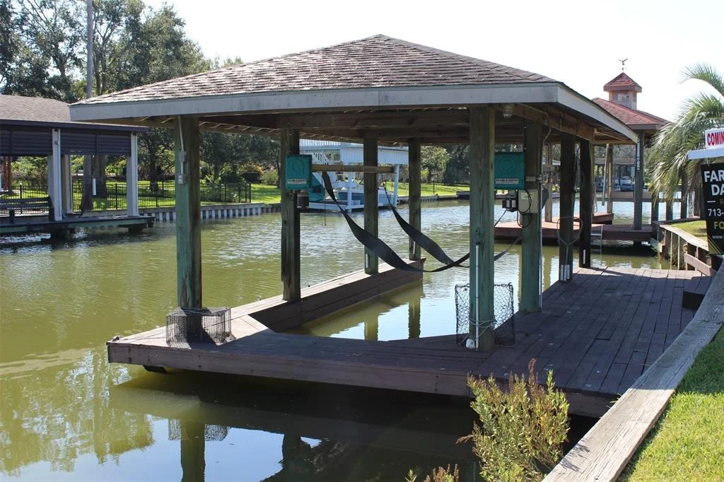 Photo of 2050 Lakeside Landing