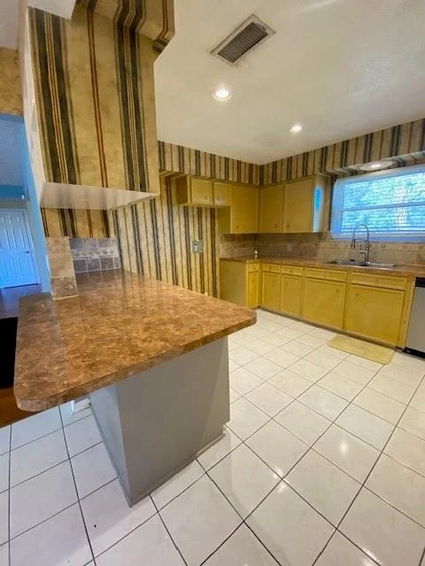 Photo of 22218 Russell Drive
