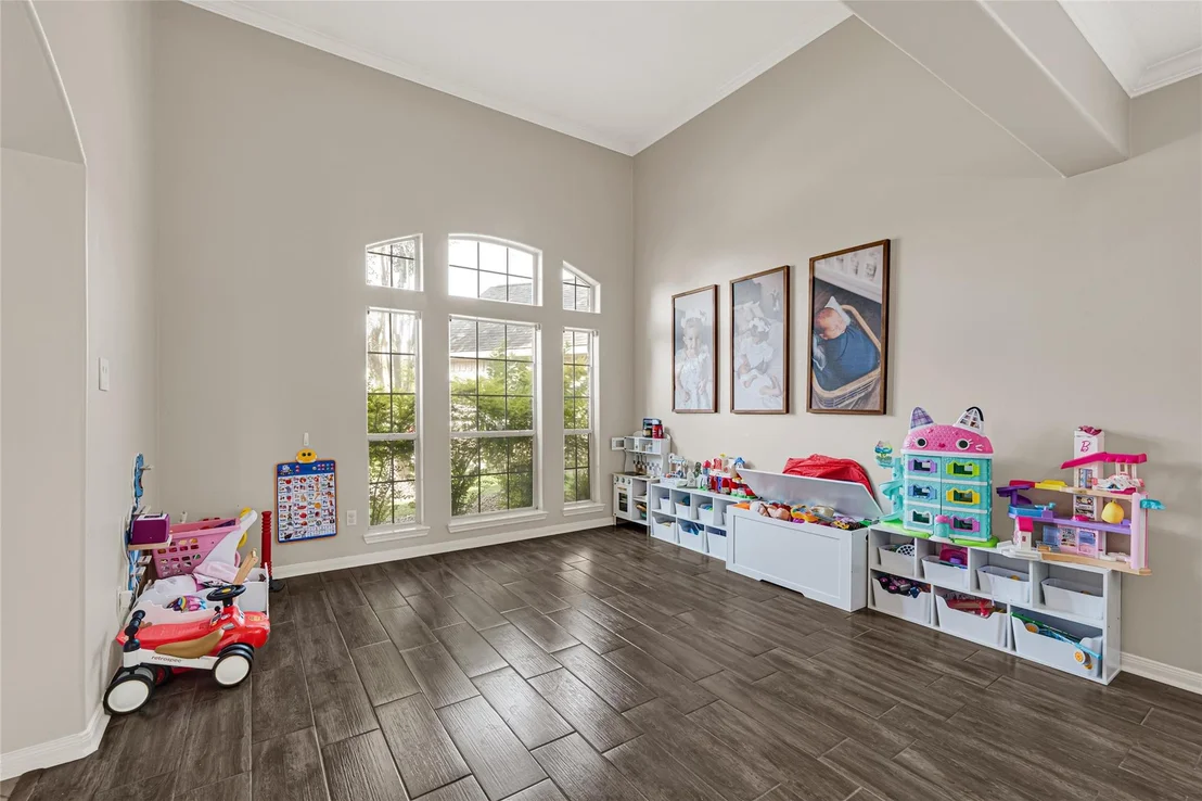 Photo of 4250 Applerock Drive