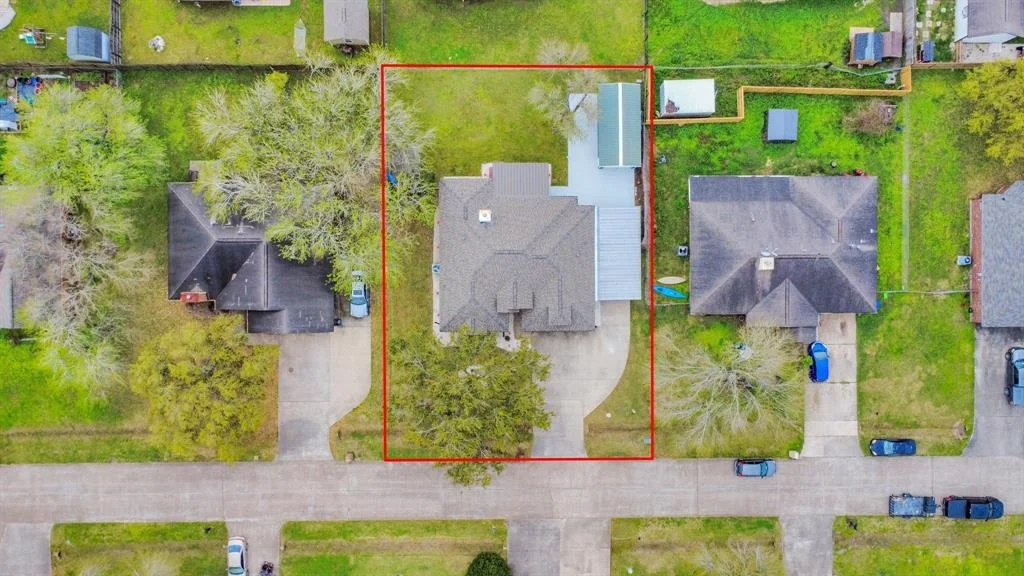 Photo of 2410 Lily Lane