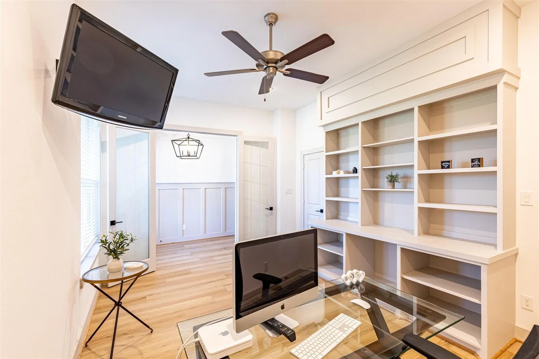 Photo of 11705 Grandview Drive