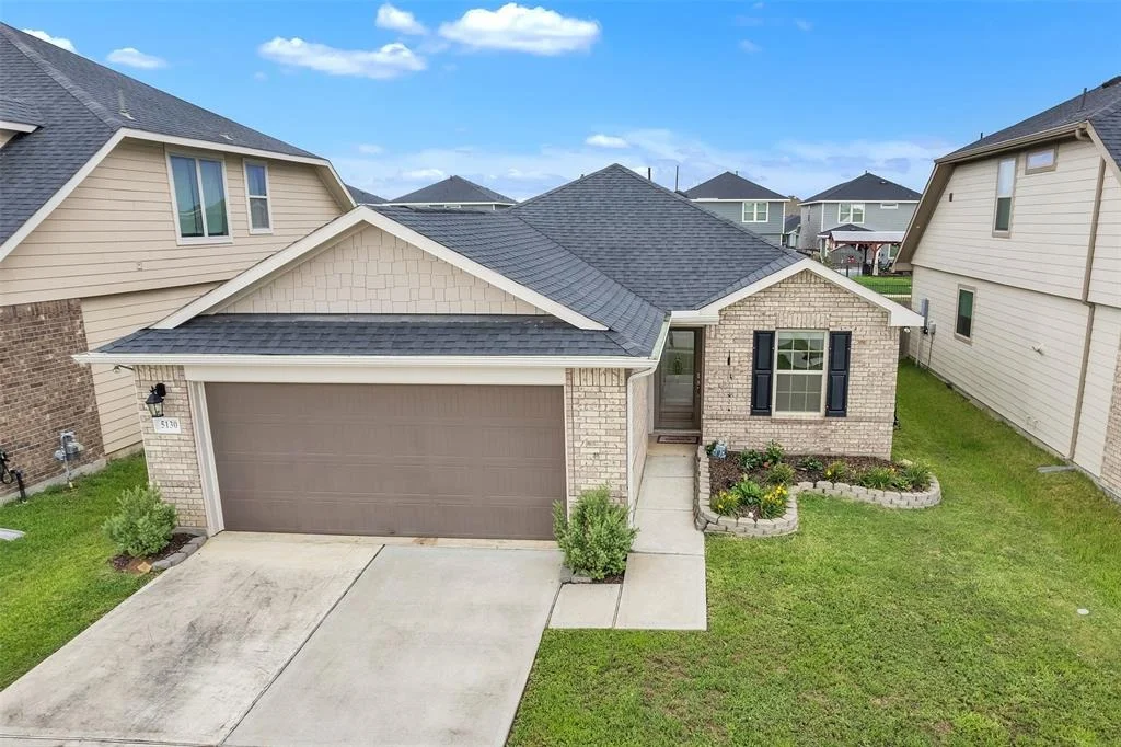 Photo of 5130 Yellow Rays Trail