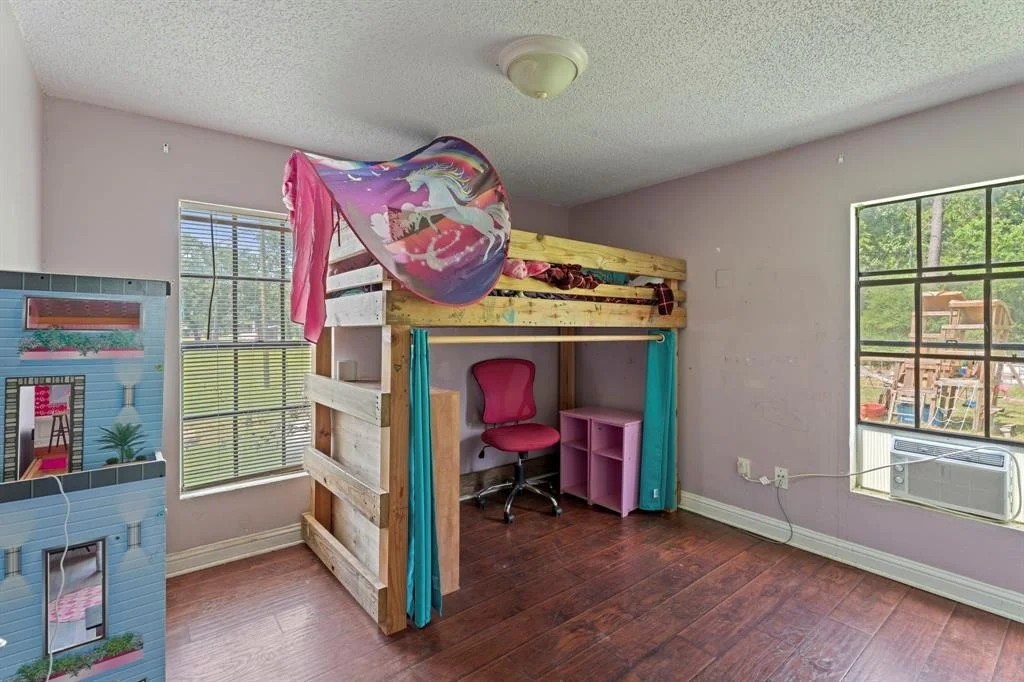 Photo of 11915 W Jane Lane