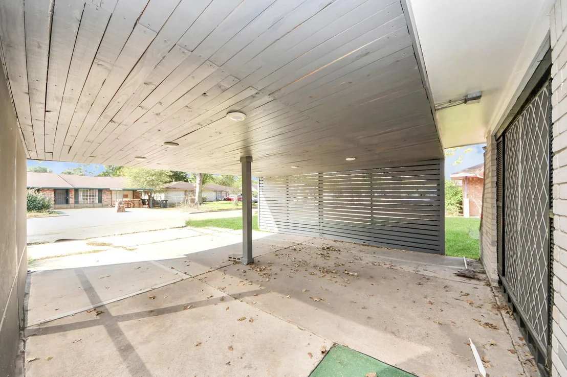 Photo of 6423 Bluestone Drive