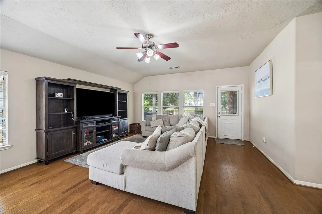 Photo of 4527 Kenya Manor