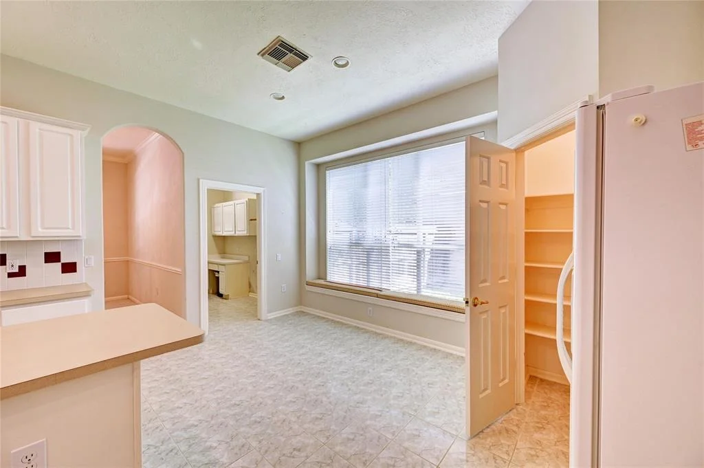 Photo of 42 N Belfair Place