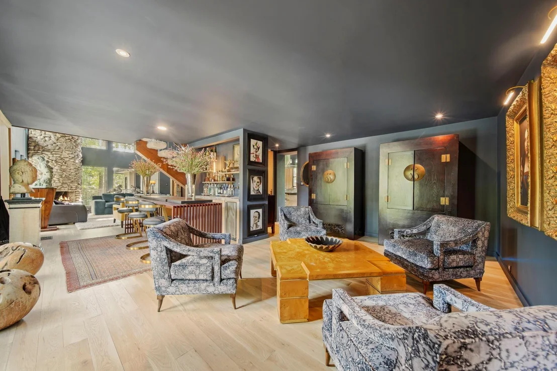 Photo of 203 Chimney Rock Road