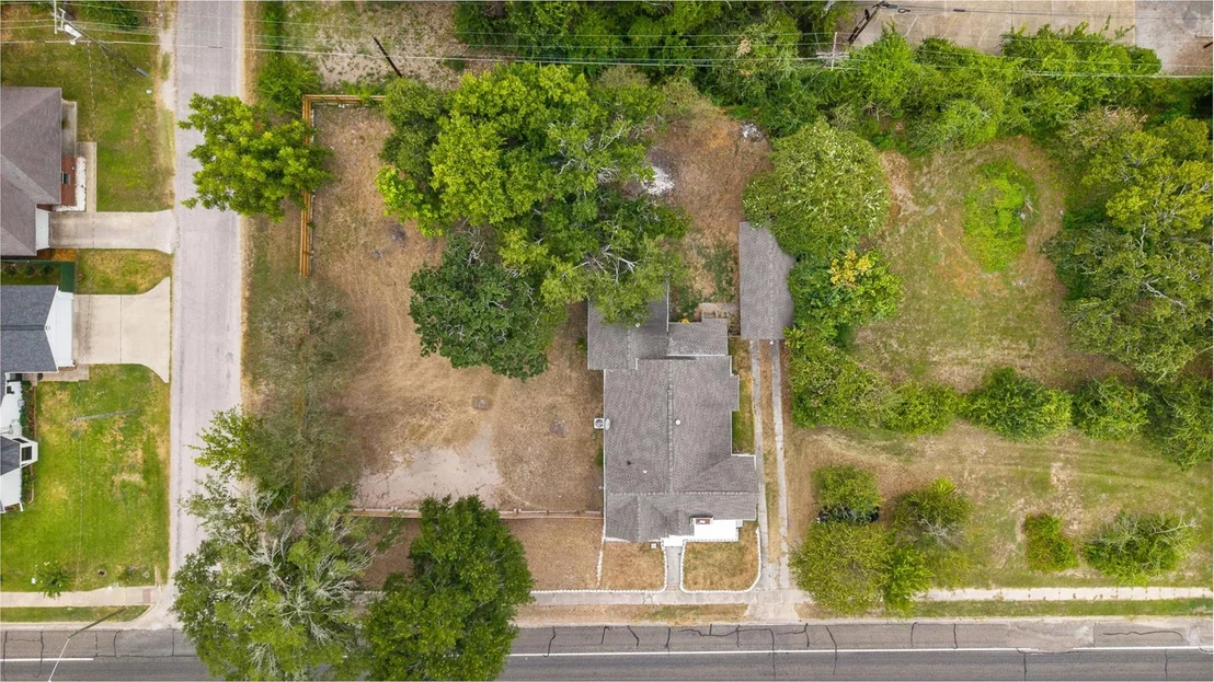 Photo of 335 N Robb Street