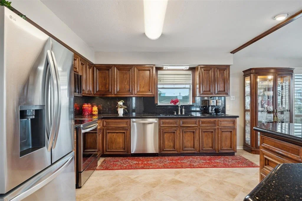 Photo of 1415 Mango Drive