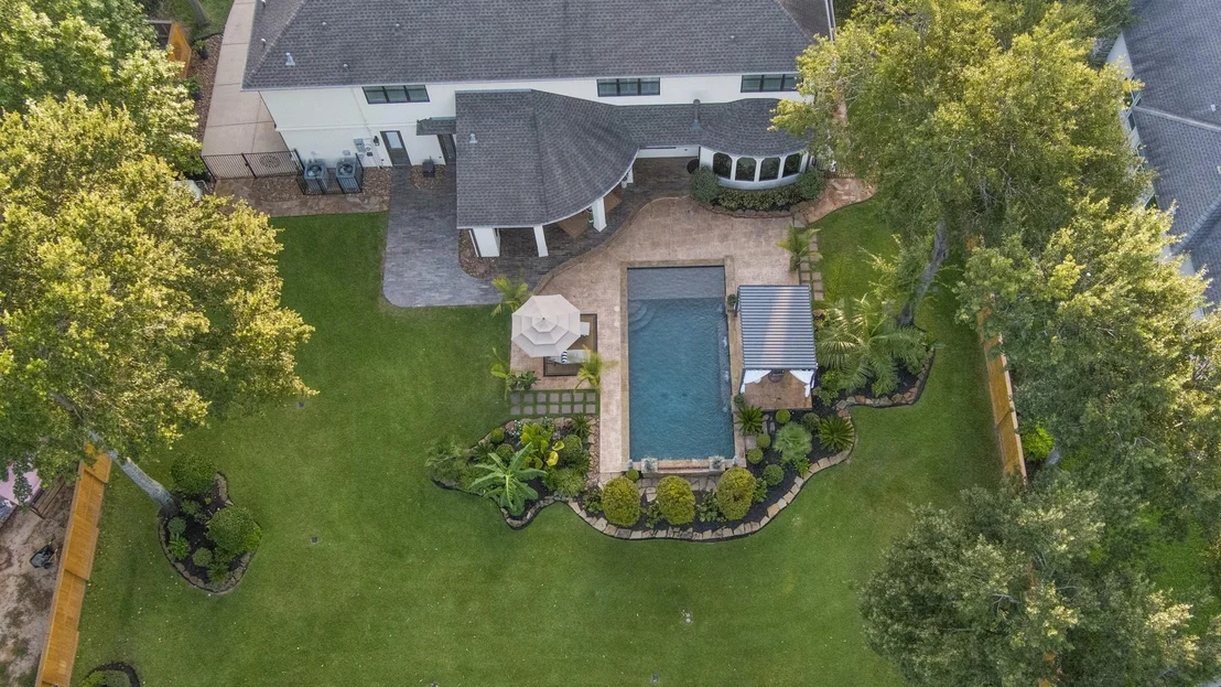 Photo of 17108 Lakeway Park