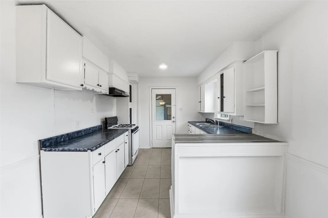 Photo of 2914 Folger Street