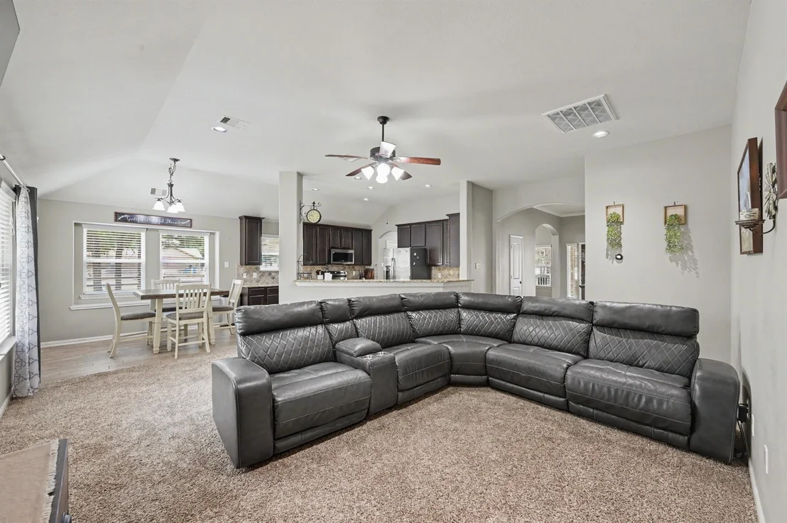 Photo of 9175 Wapiti Trail