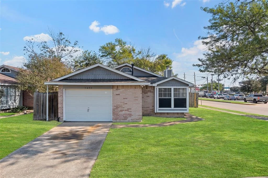 Photo of 1602 Brickarbor Drive
