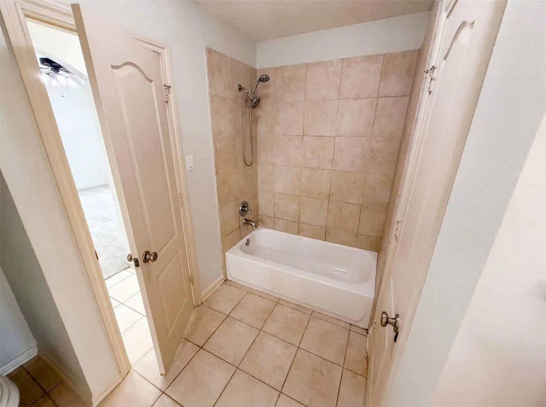 Photo of 15822 Maple Shores Drive