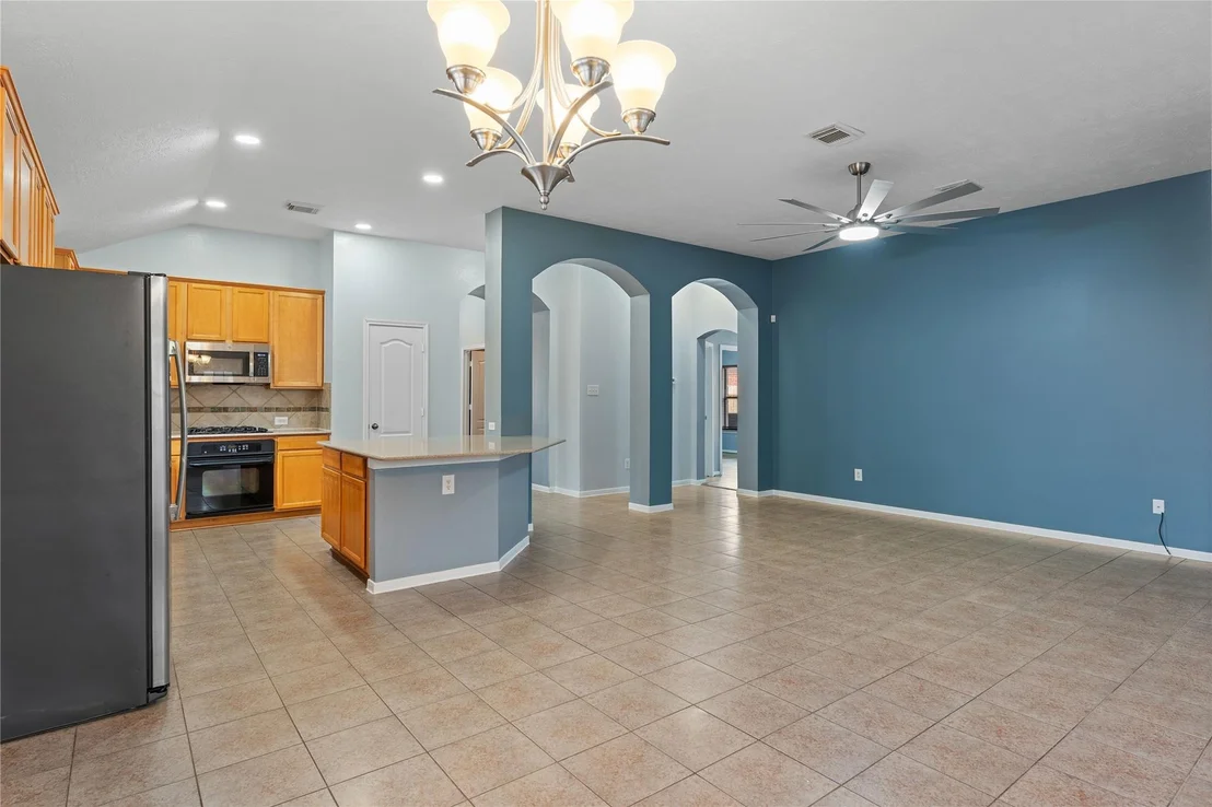 Photo of 18939 Cluster Oaks Drive
