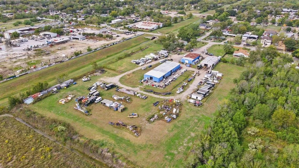Photo of 6402 S Acres Drive