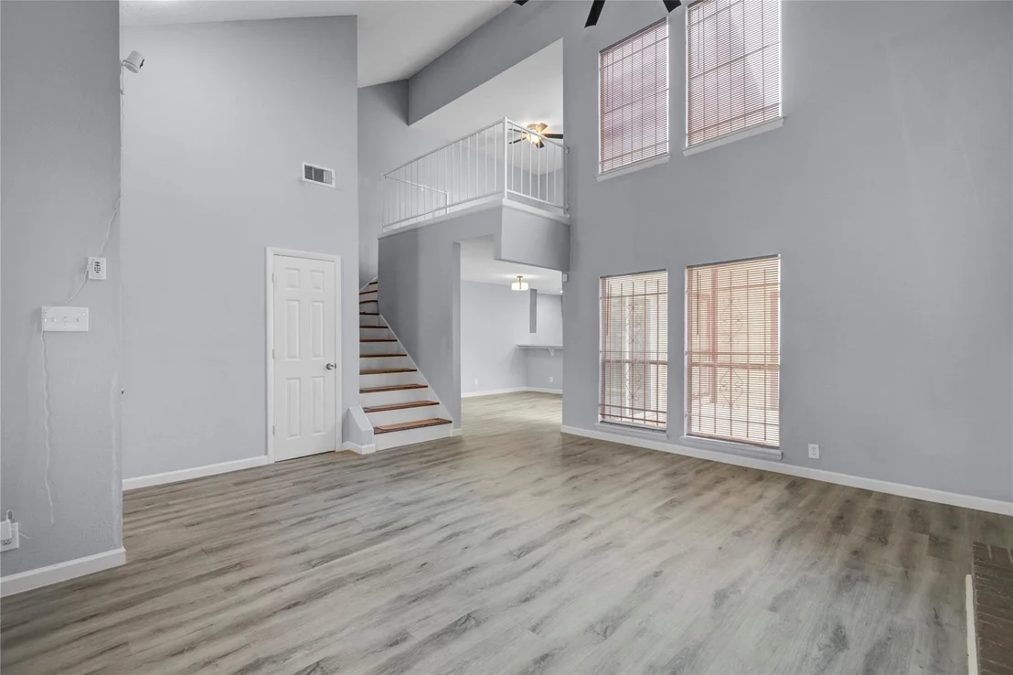 Photo of Unit D at 5703 Easthampton Drive