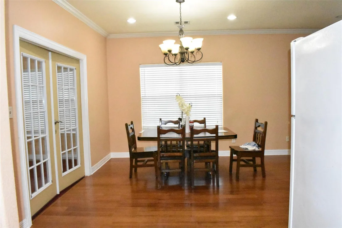Photo of 8535 Parkette Drive