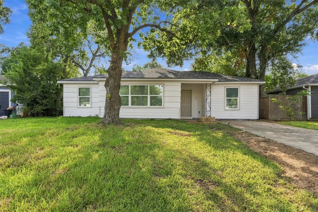 Photo of 1308 Pecan Drive