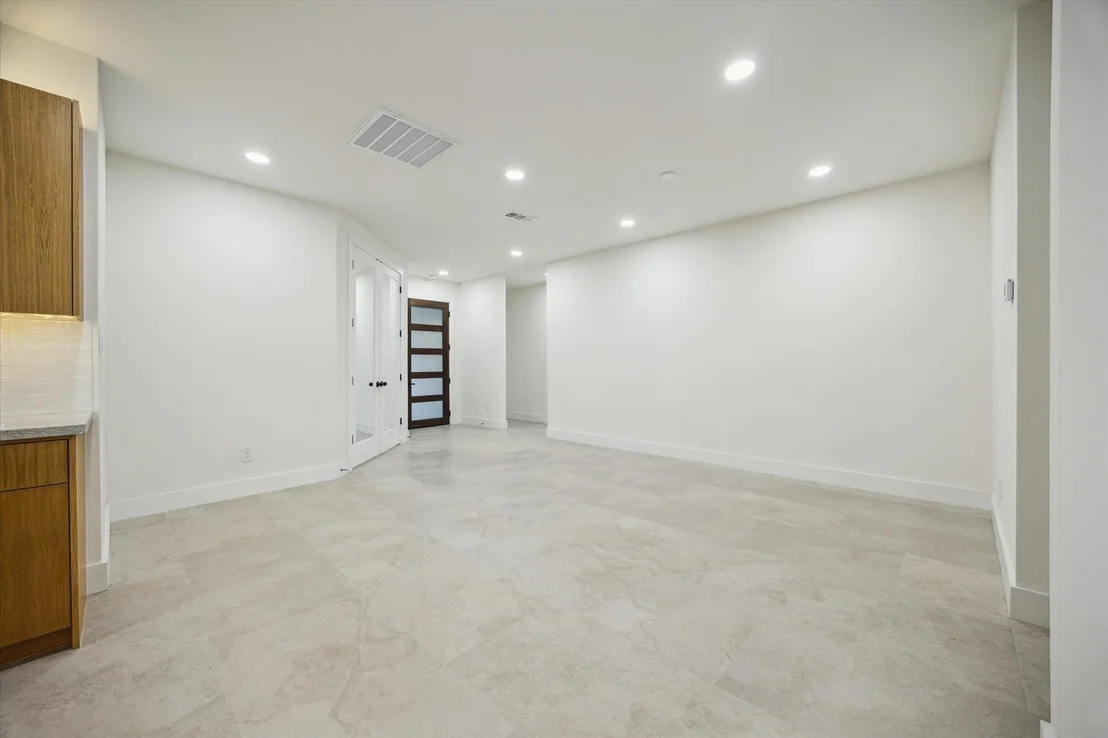 Photo of 1423 Mapleton Drive