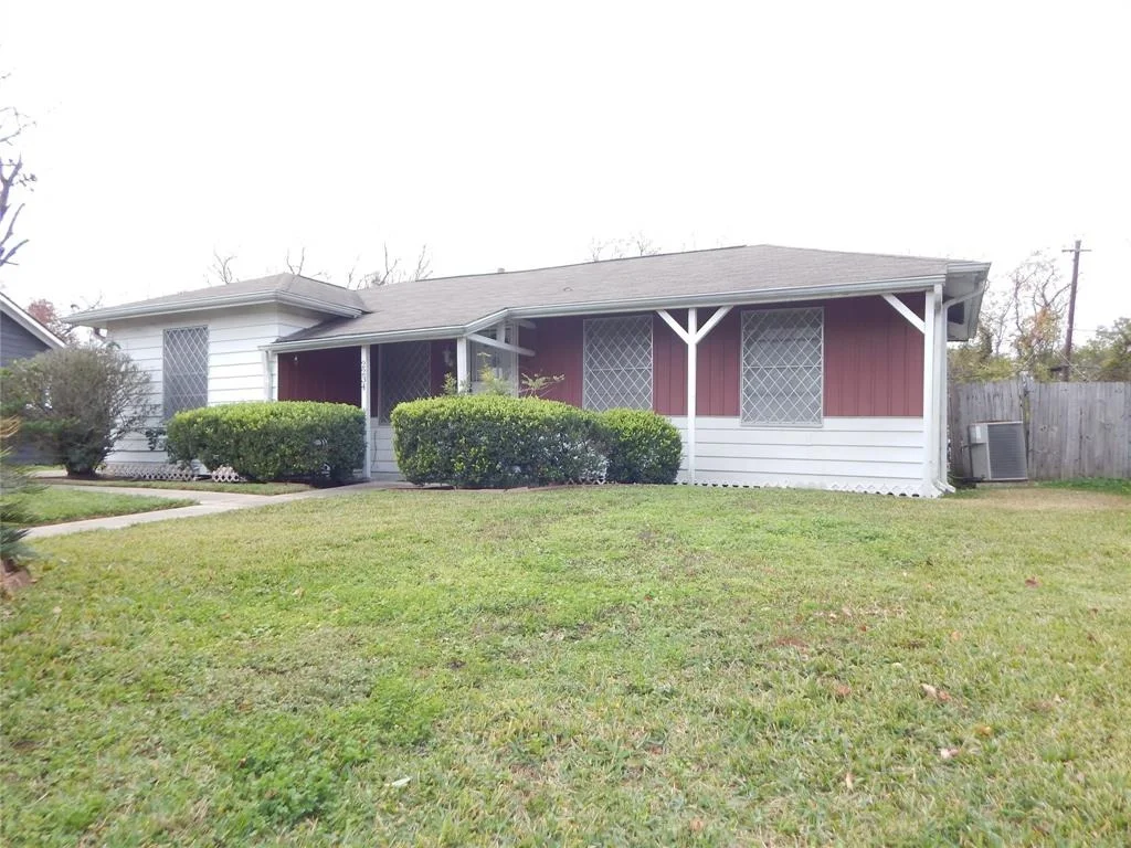 Photo of 2234 Rainbow Drive
