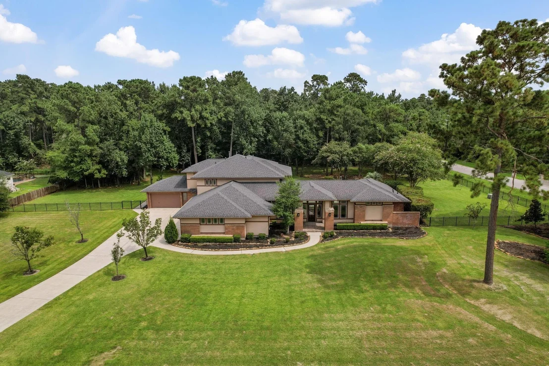 Photo of 9453 Deer Path Lane