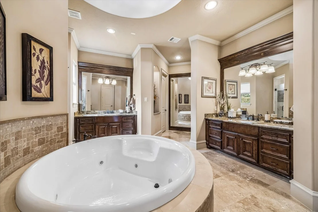 Photo of 21010 Kings River Point Drive