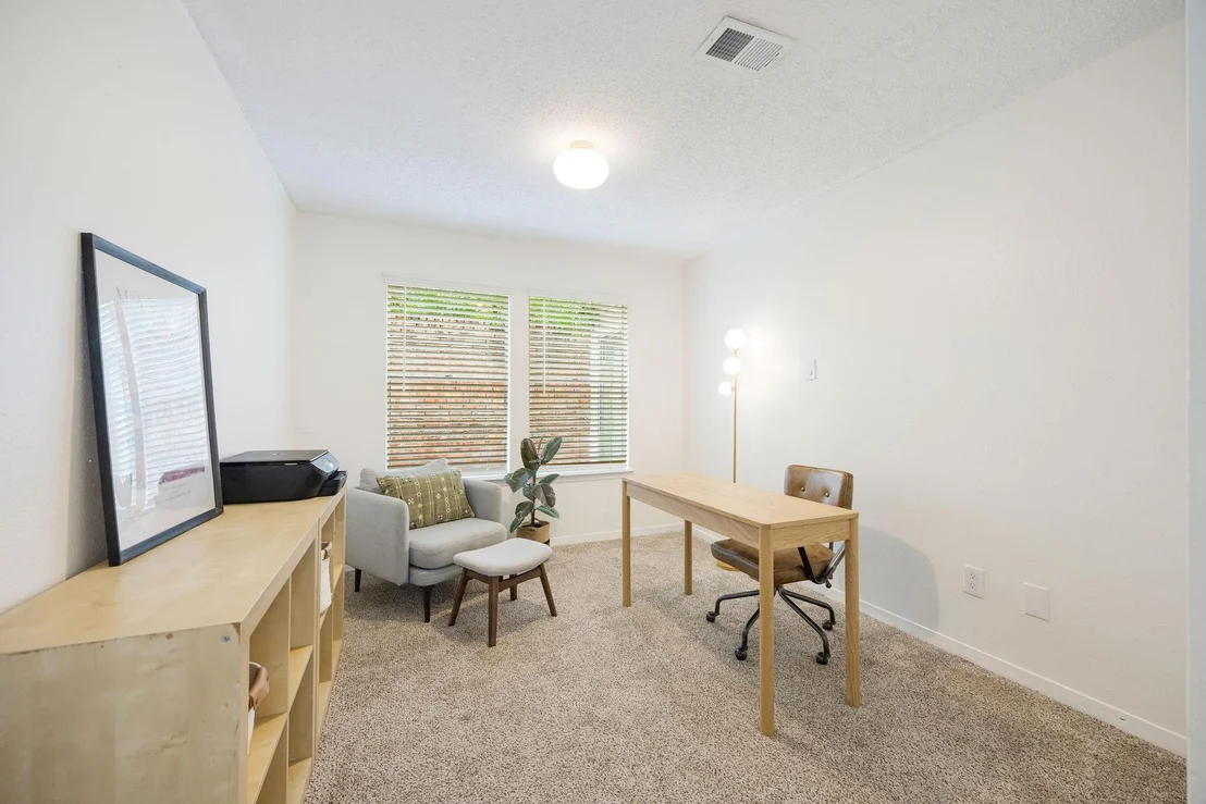 Photo of 3711 Moss Tree Road