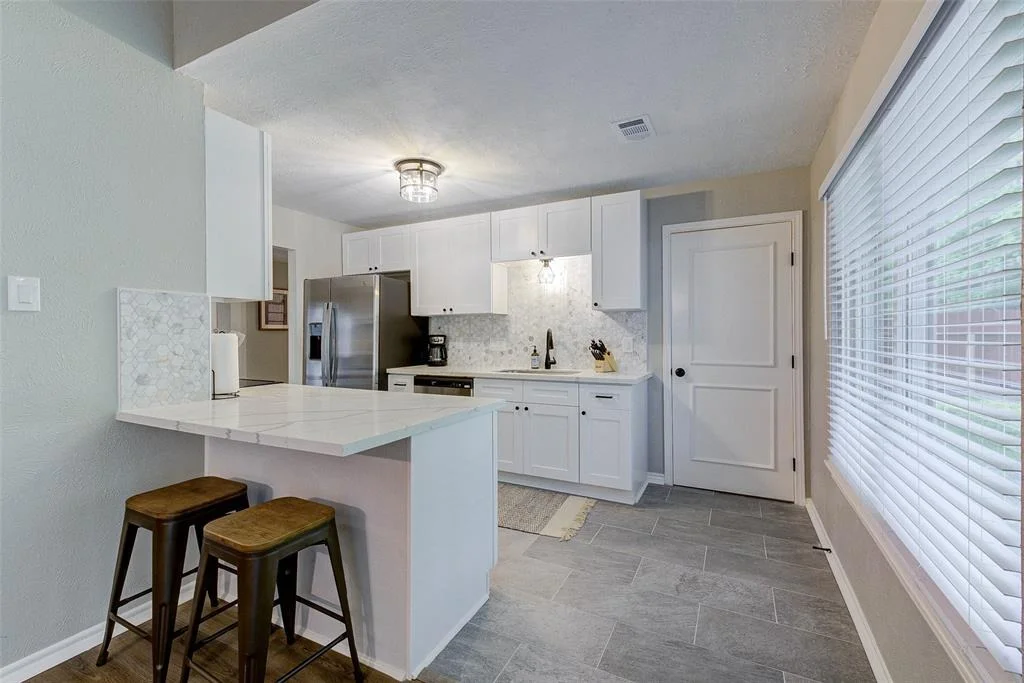 Photo of 2650 Lark Lane