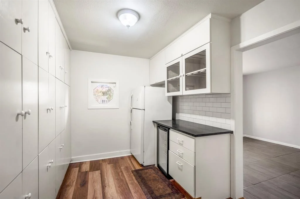 Photo of 214 Wickwood Drive