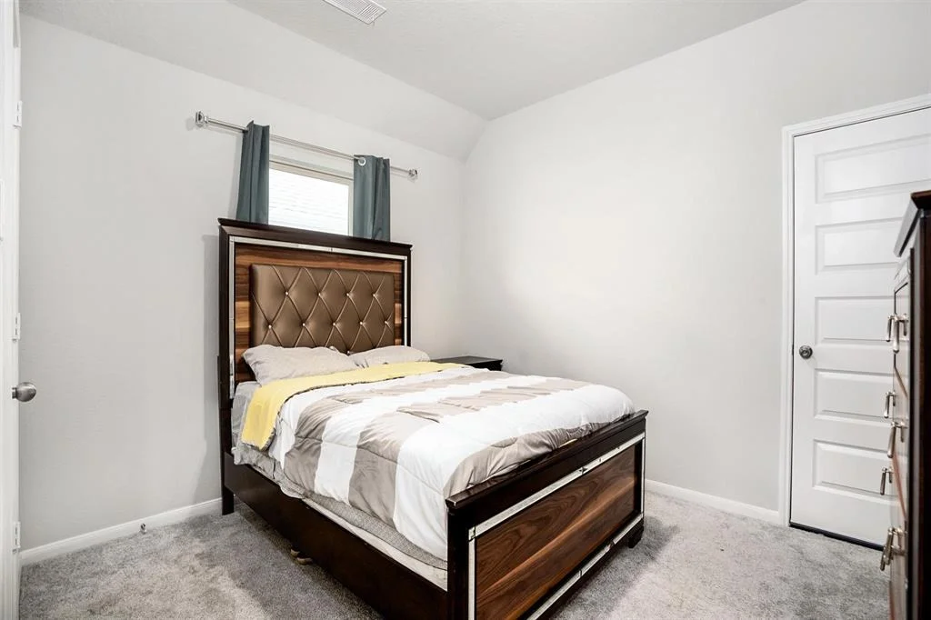 Photo of 6007 Bridle Gate Trail