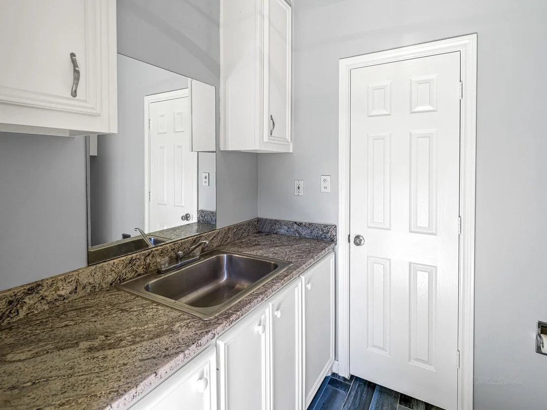 Photo of 3102 Willow Creek Lane