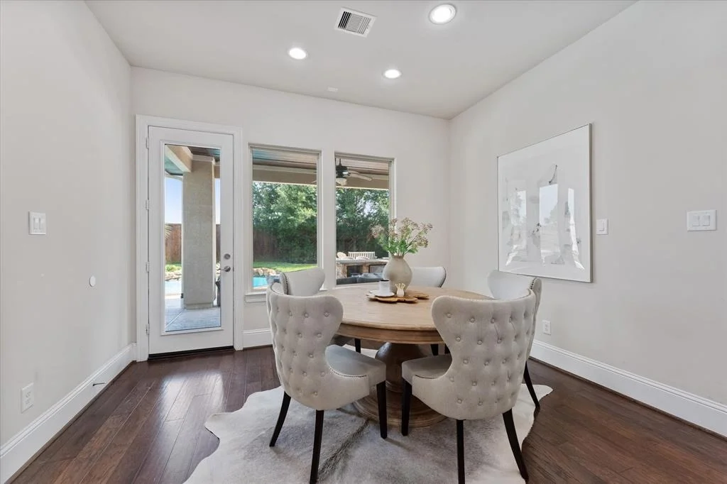 Photo of 5823 Stratton Woods Drive