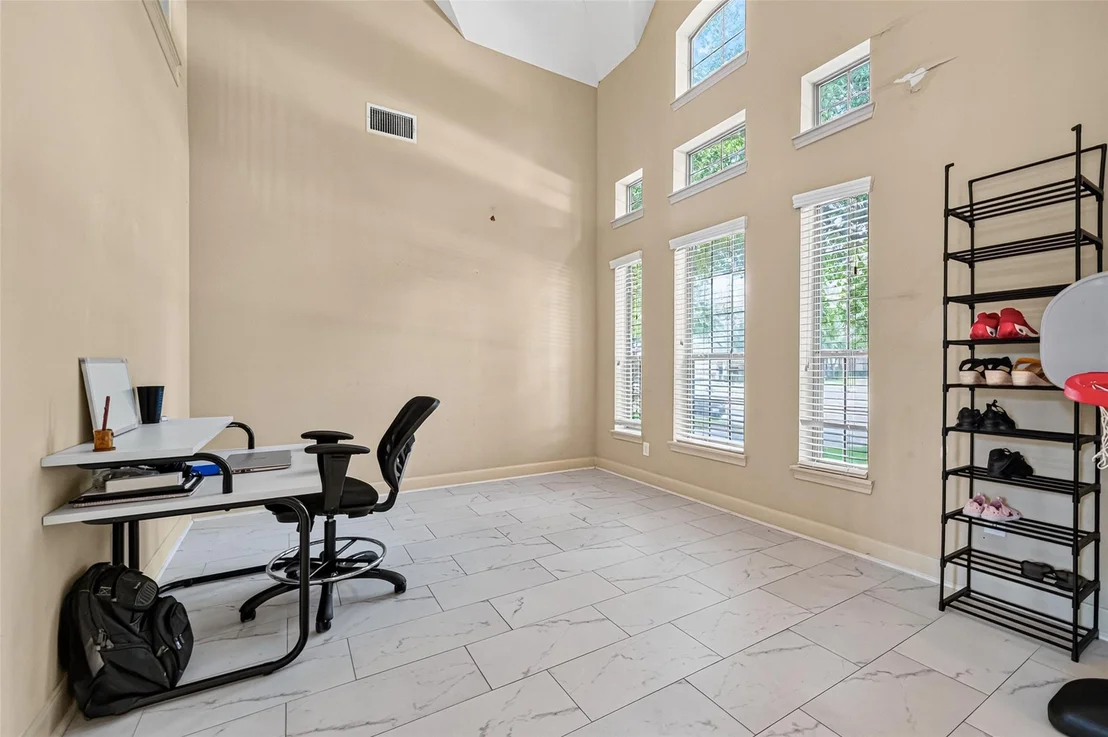 Photo of 2206 Montclair Oaks Lane