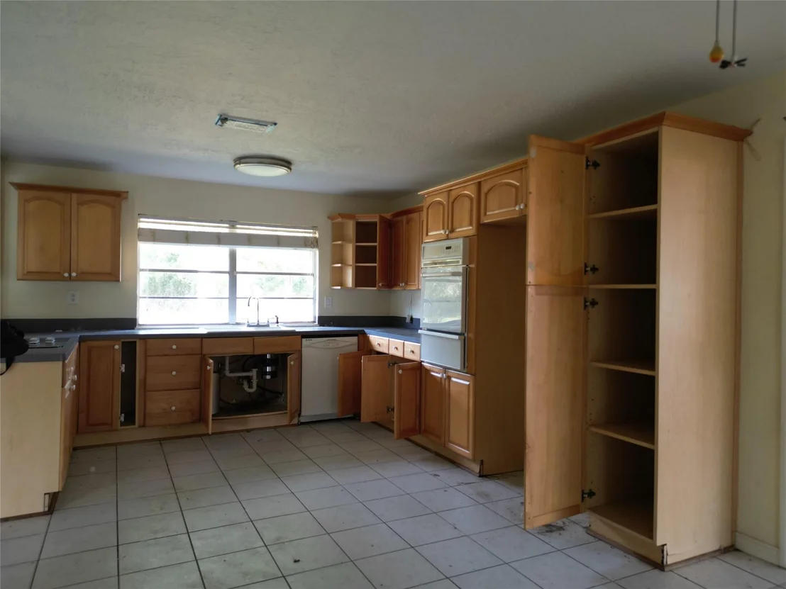Photo of 614 Pine Circle