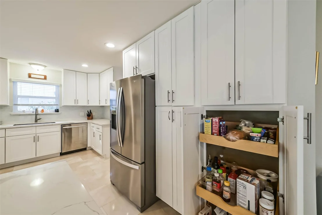 Photo of 5731 Grape Street