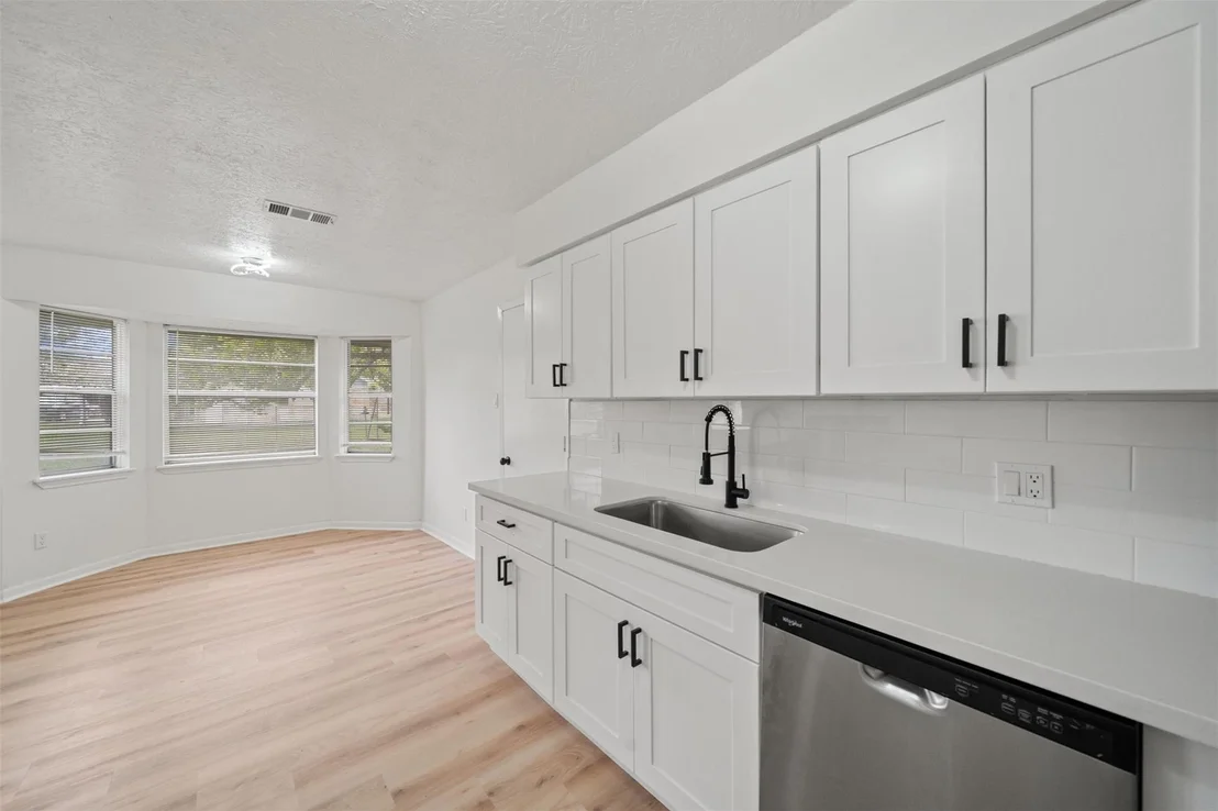 Photo of 601 Midway Drive