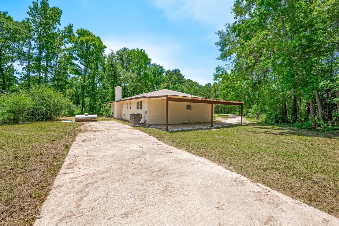 Photo of 16048 Millican Drive