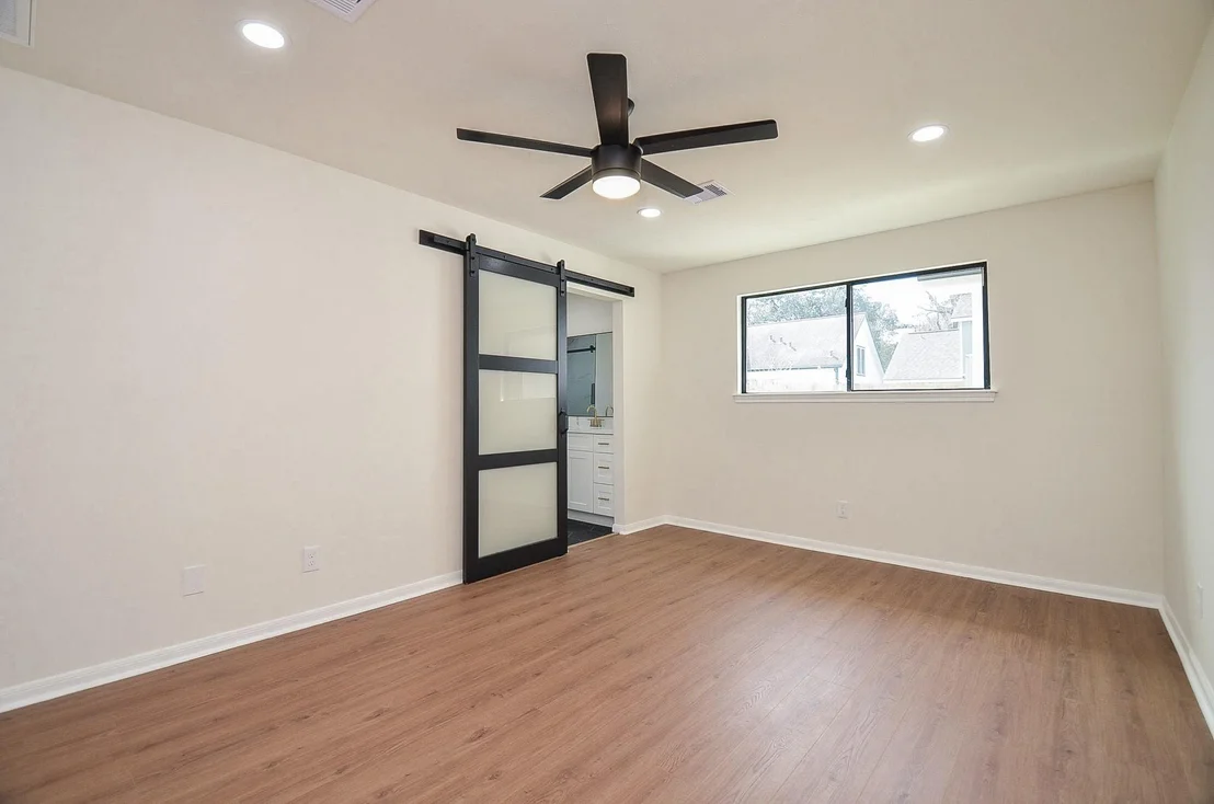 Photo of 1429 Heights Drive