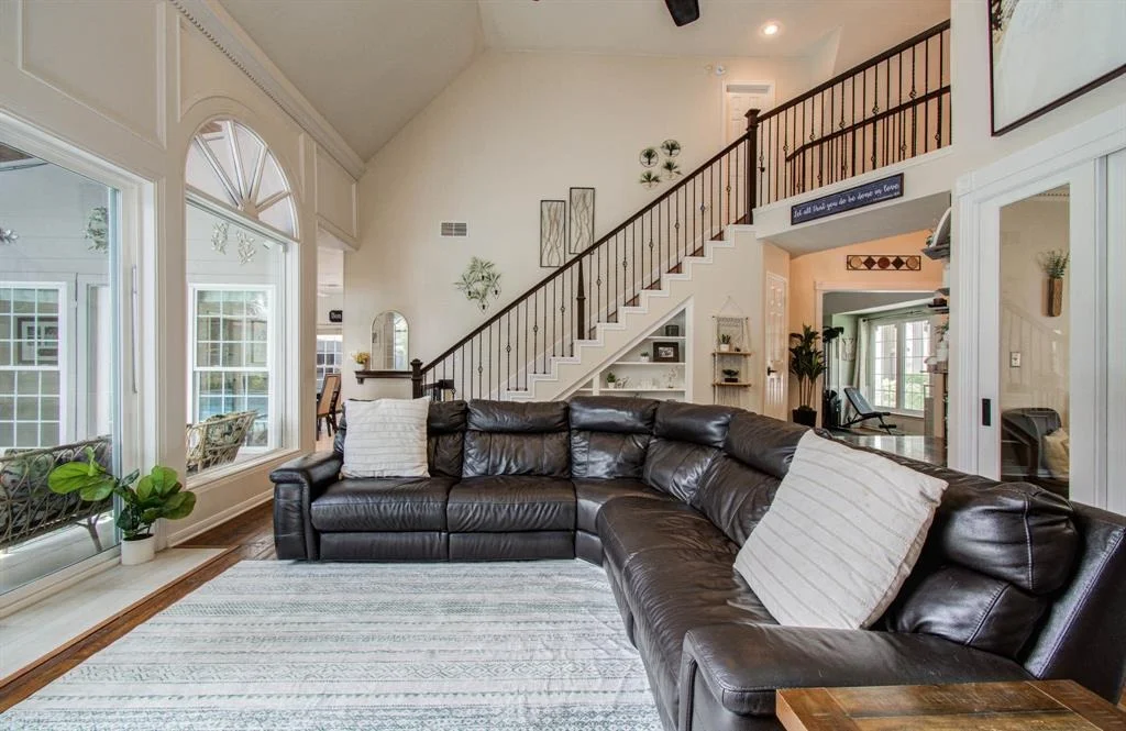 Photo of 11311 Chevy Chase Drive