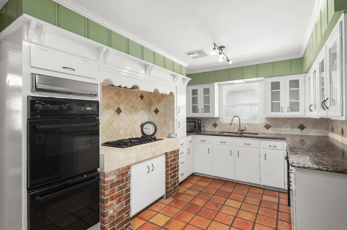 Photo of 5011 Arrowhead Drive