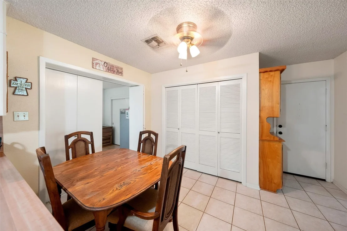 Photo of 25739 Old Howth Road